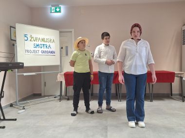 Smotra 16.jpg