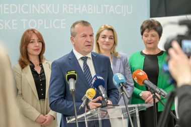minerva_potpisivanje_ugovora_ministrica_brnjac_2024  14.jpg