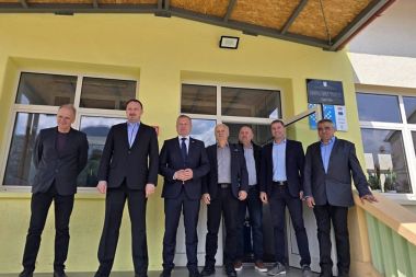 gnm obilazak skola 4.jpg