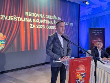 Skupstina NS 5.jpg