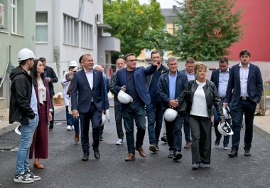 vijecnici_obilazak_centralni_operacijski_blok_zavod_javno_zdravstvo 1.jpg