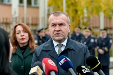 odavanje_pocasti_rode_ministar_bozinovic_2024 9.jpg