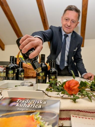 varazdinsko_bucino_ulje_nagrade_bruxelles_2023 4.jpg