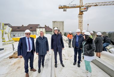 obilazak_centralni_operacijski_blok_bolnica_varazdin_prosinac_2024 1.JPG