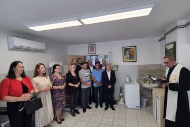 otvorenje ordinacije 11.jpg