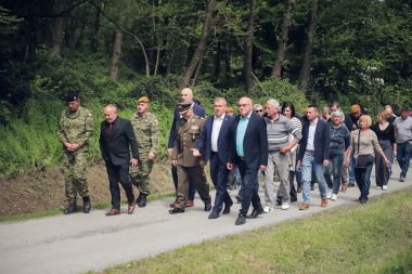 brigadni general Dvekar etnica 10.JPG
