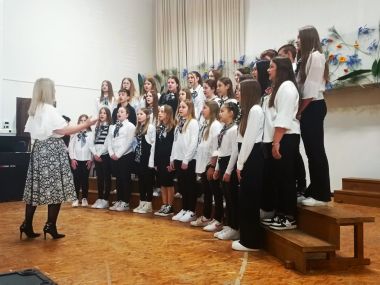 koncert_ansambl_leluje_vinica_10_godina_2024 12.jpg