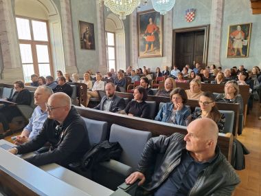 Struni skup 18.jpg