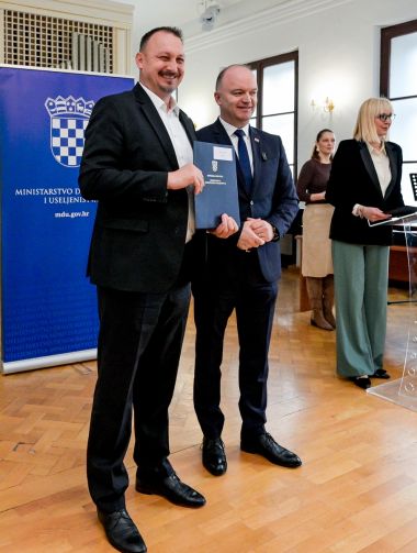 ministarstvo_demografije_ugovori_vrtici_igralista_2025 13.jpg