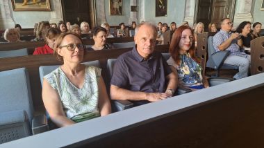 bastina_pod_svjetlima_grada_suvenir_svijece_zavrsna_konferencija_kolovoz_2024 10.jpg