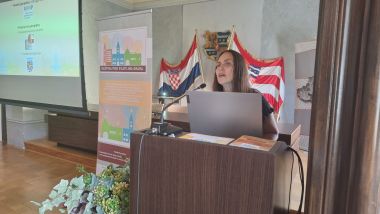 bastina_pod_svjetlima_grada_suvenir_svijece_zavrsna_konferencija_kolovoz_2024 11.jpg
