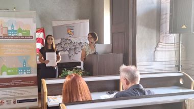 bastina_pod_svjetlima_grada_suvenir_svijece_zavrsna_konferencija_kolovoz_2024 14.jpg