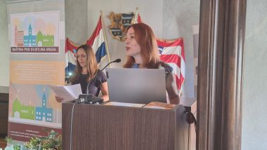 bastina_pod_svjetlima_grada_suvenir_svijece_zavrsna_konferencija_kolovoz_2024 8_1.jpg