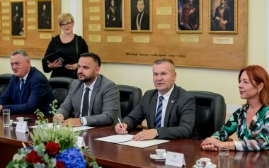 Hercegbosanska_zupanija_potpisivanje_ugovora 40 .jpg