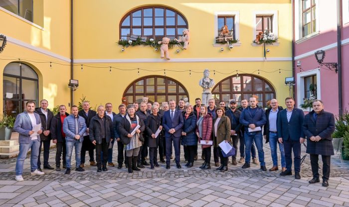 Za korištenje obnovljivih izvora energije Županija ove godine izdvojila ukupno 300 tisuća eura, korisnicima dodijeljene Odluke o dodjeli bespovratnih sredstava