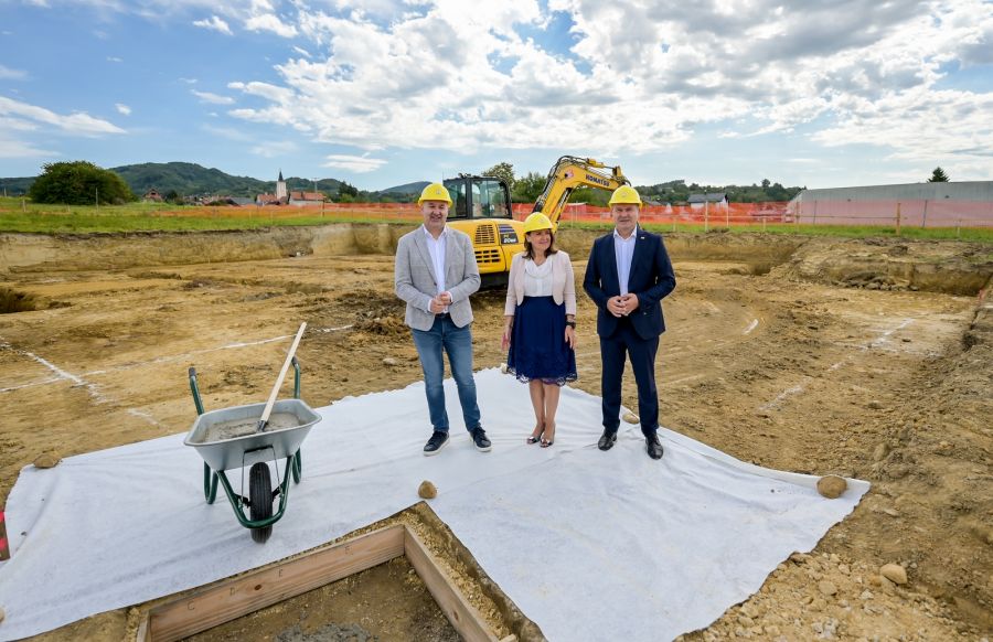 Povijesni dan za Ljube&scaron;ćicu &ndash; položen temeljni kamen za novi Dom zdravlja i Ljekarnu vrijedne 3,3 milijuna eura