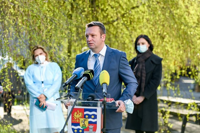 Dva nova slučaja zaraze koronavirusom u Varaždinskoj županiji, danas cijepljenje u Pfizerom u Gospodarskoj
