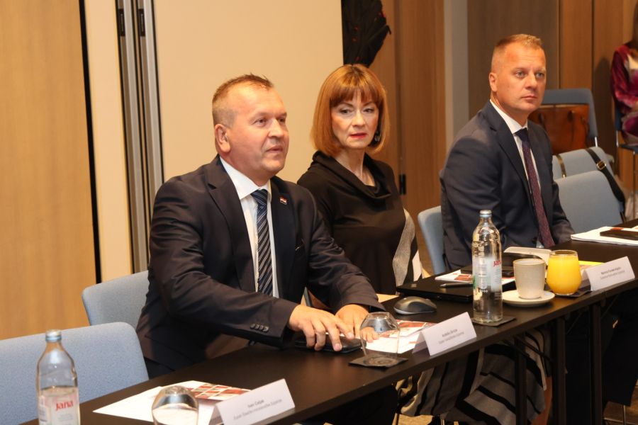 Sastanak Vlade RH i premijera Plenkovića sa županima
