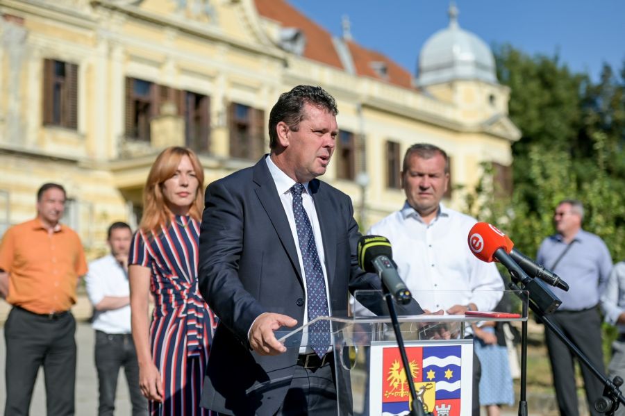 Županijski vijećnici obi&scaron;li dvorac &Scaron;aulovec &ndash; sjedi&scaron;te budućeg Europskog centra za darovite