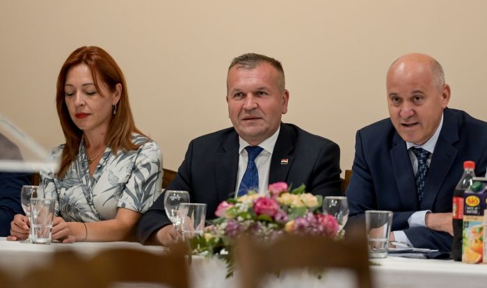 Potpredsjednik Vlade i ministar graditeljstva, prostornog uređenja i državne imovine Branko Bačić u Varaždinskoj  županiji, nazočio zavr&scaron;etku projekta katastarske izmjere na području općine Sveti Ilija