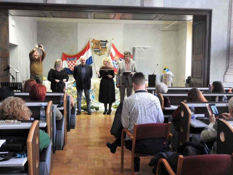 Pjesnici iz Hrvatske i Slovenije na maratonu poezije: Recimo &bdquo;ne&ldquo; ratu, stihovi su jači od metaka